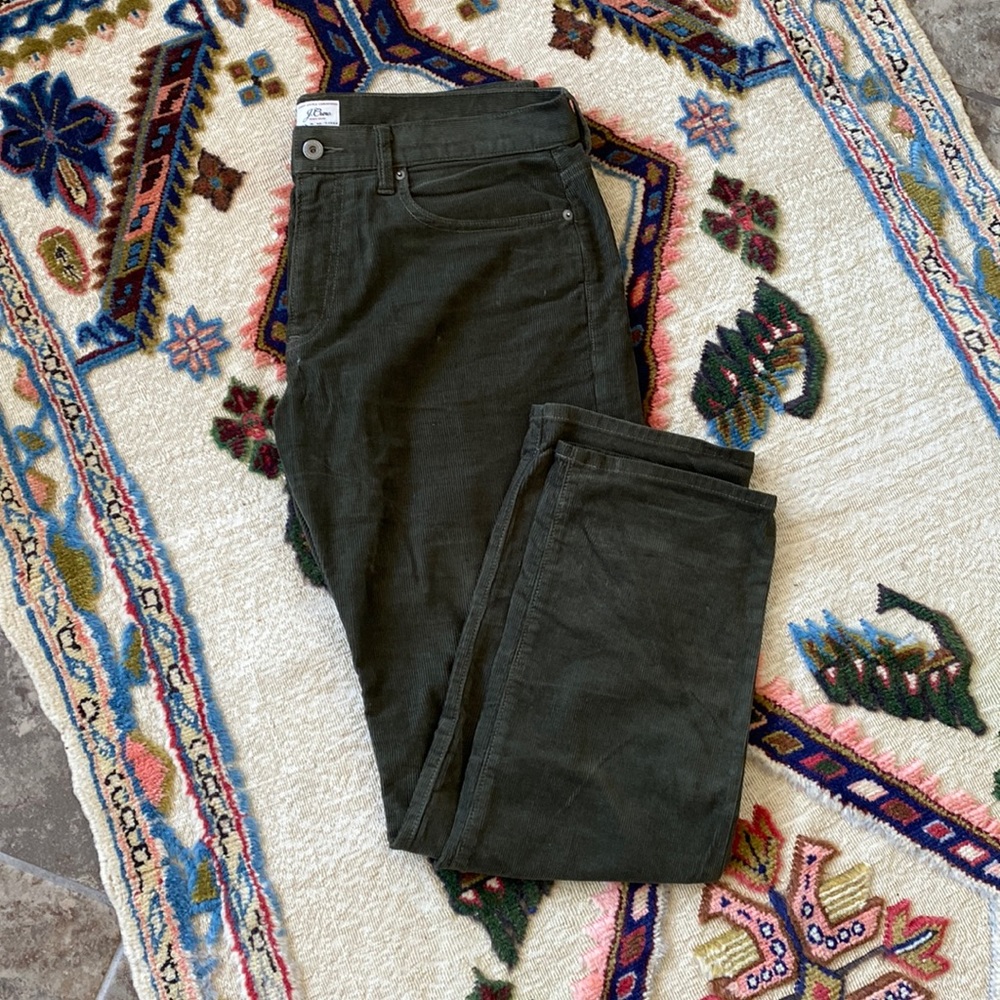 Mens J. Crew olive corduroys